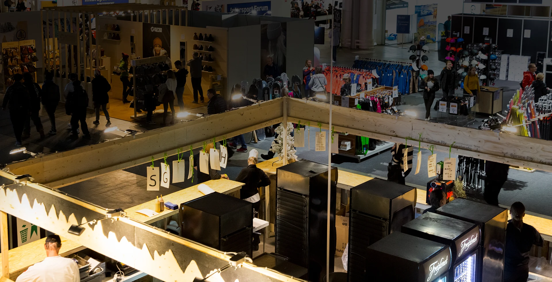 L’EXPLORATION DES SALONS DU VOYAGE ET LOISIRS
